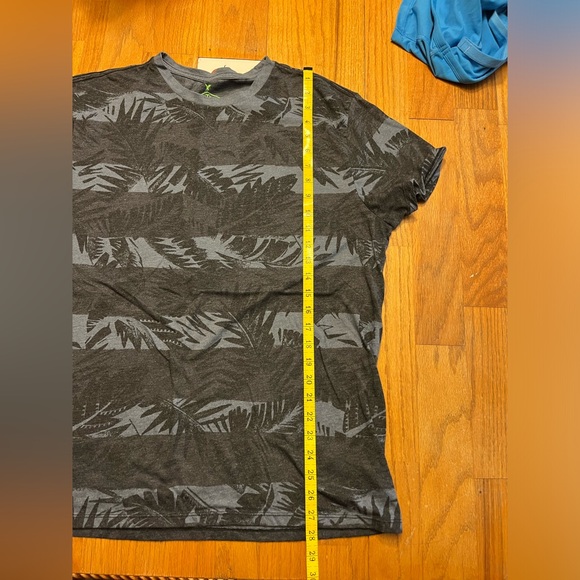 Vintage Fit Tropical Print Stripe Tee - Picture 3 of 6